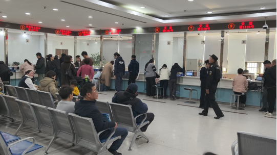 新宝配资 实探“金三”楼市！信心加速恢复，成交大幅回暖！